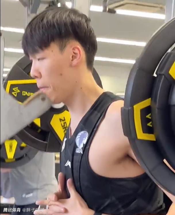 你已经看到了队友们对他有多么接纳，球迷们唱着他的名字，并在他所做的每一个积极动作中与他联系在一起，这些都是好事，这将有助于展现他为何是一名出色的球员。